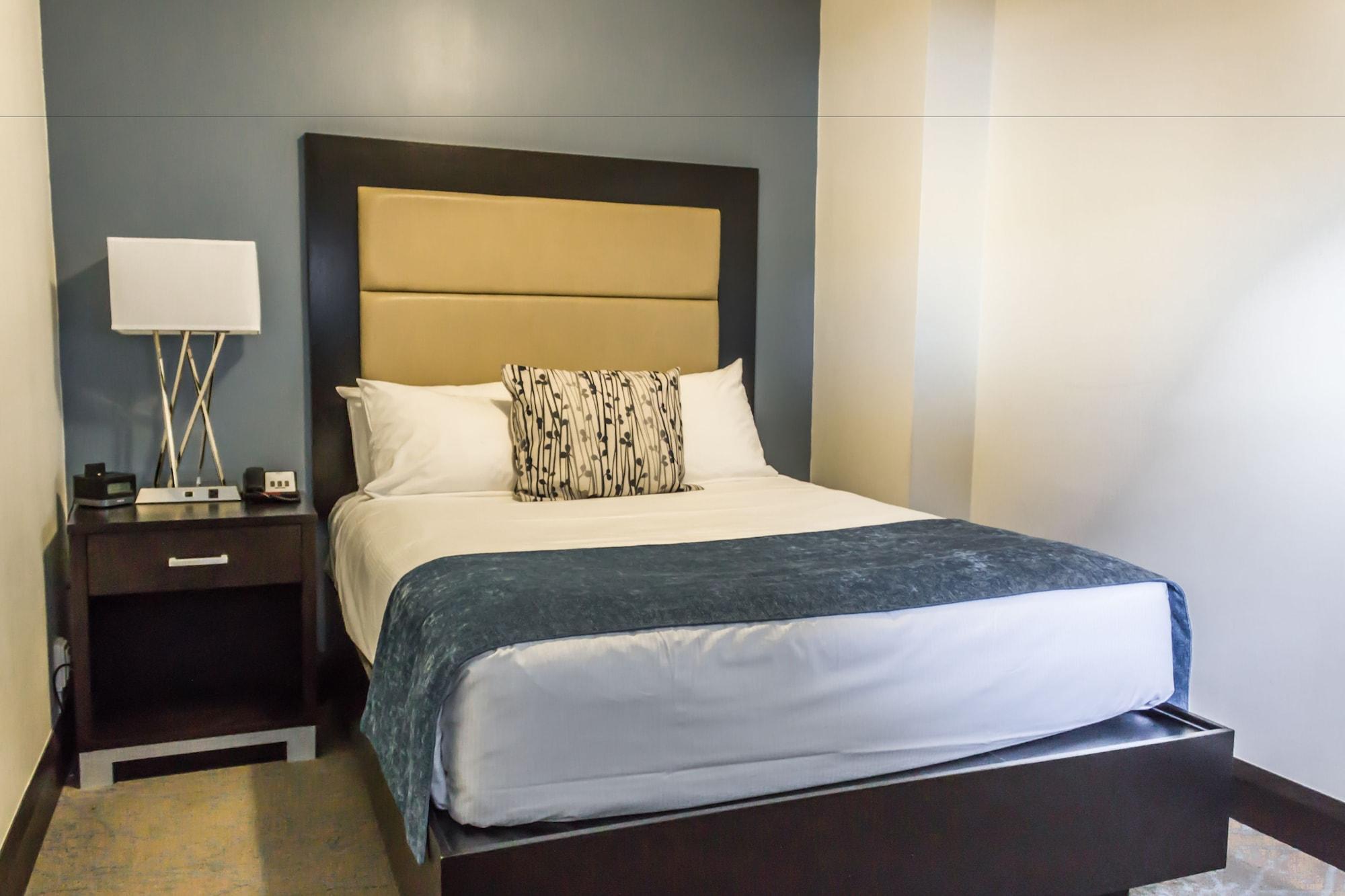 Ottawa Embassy Hotel & Suites מראה חיצוני תמונה
