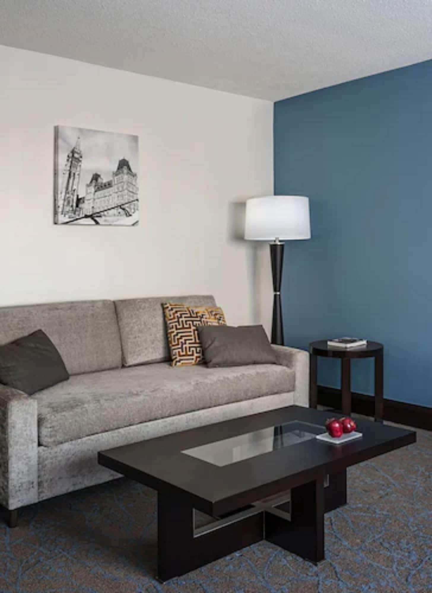 Ottawa Embassy Hotel & Suites מראה חיצוני תמונה
