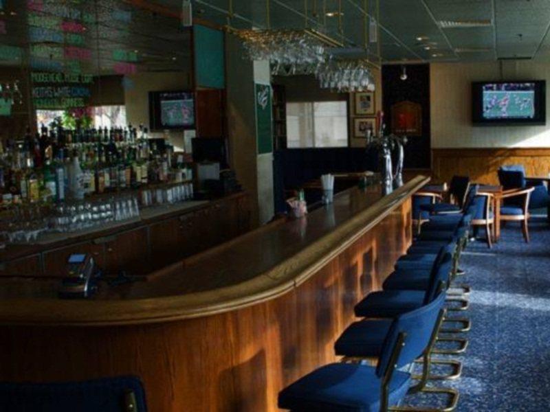 Ottawa Embassy Hotel & Suites מראה חיצוני תמונה