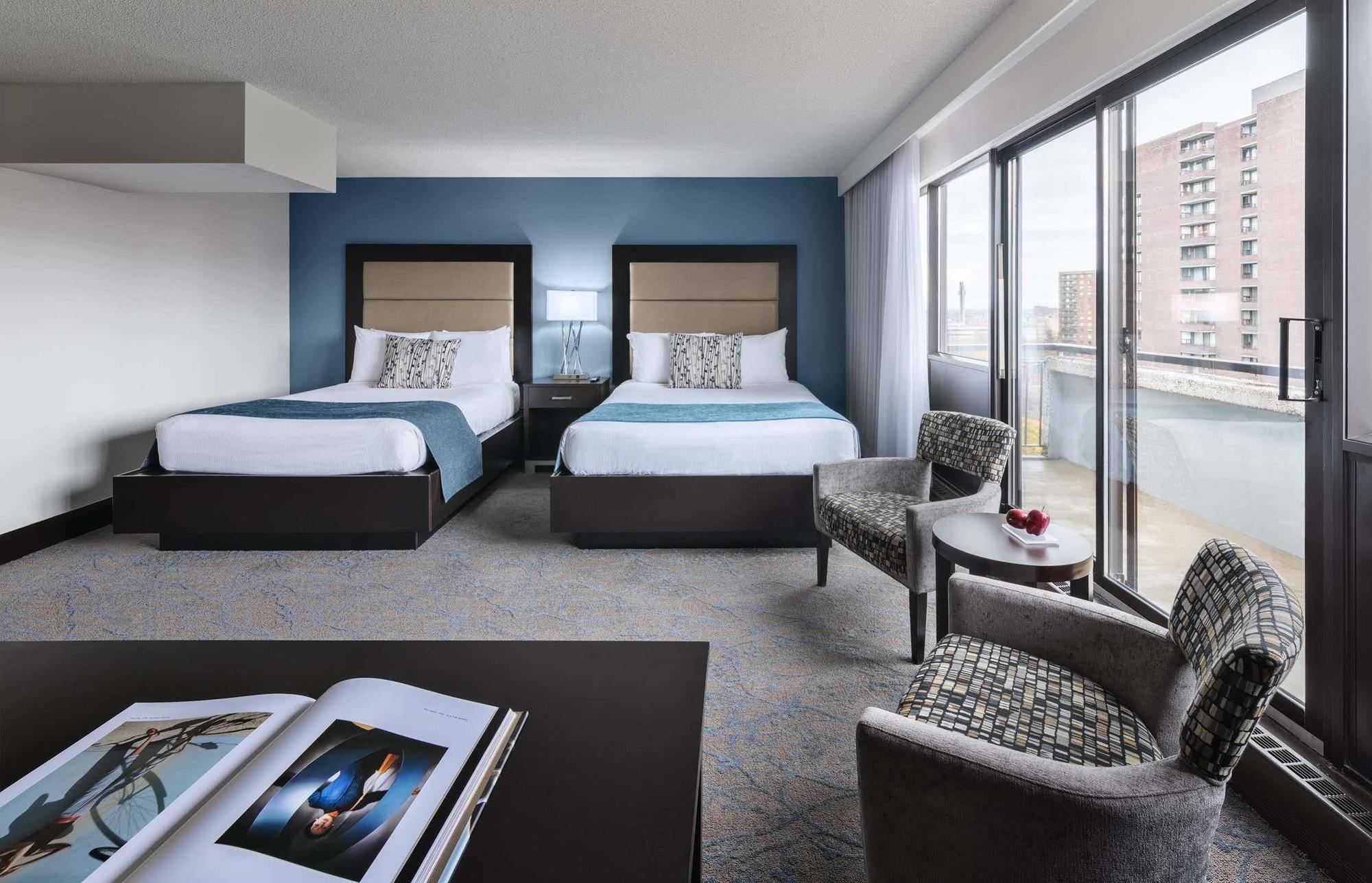 Ottawa Embassy Hotel & Suites מראה חיצוני תמונה