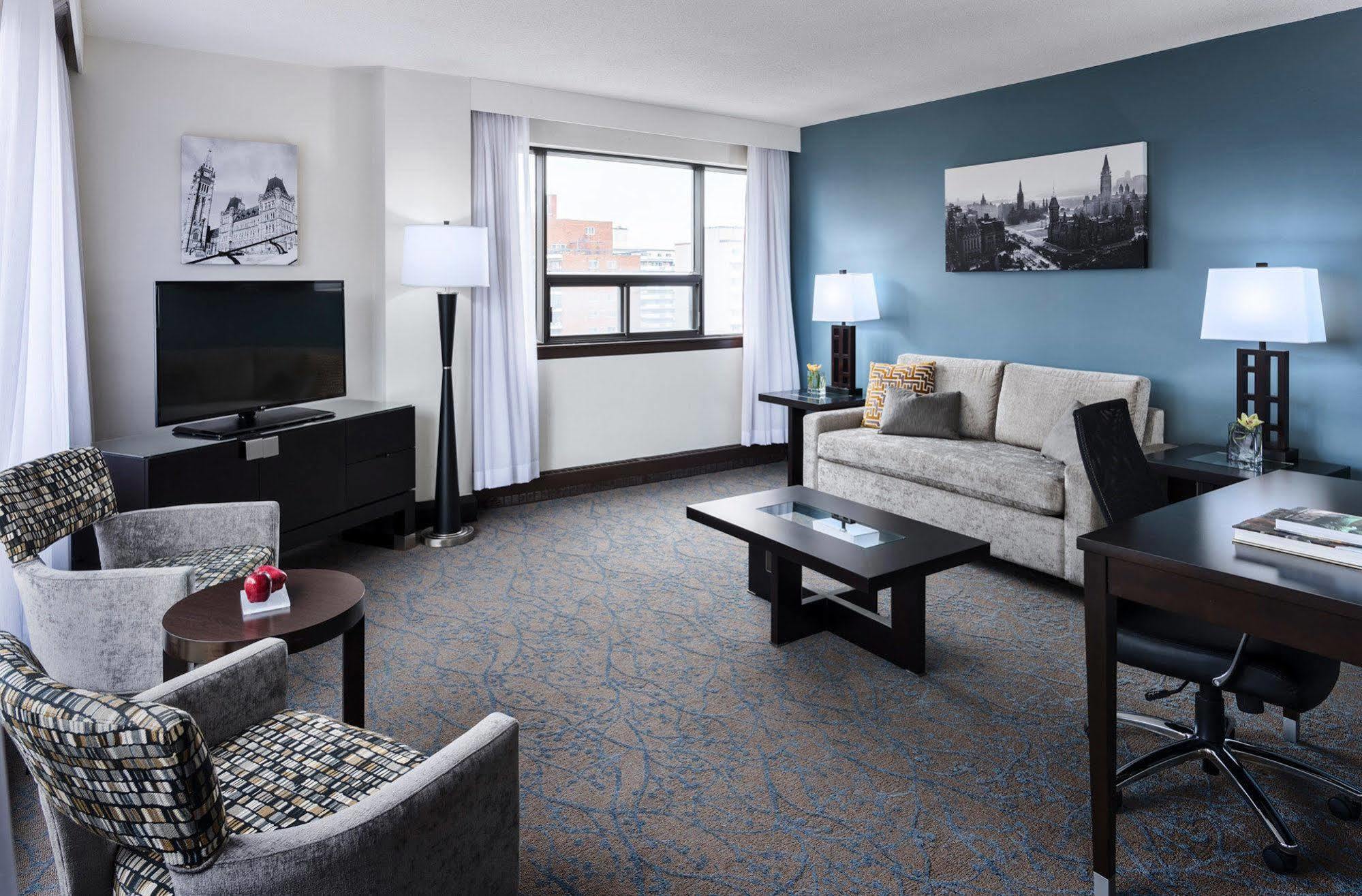 Ottawa Embassy Hotel & Suites מראה חיצוני תמונה